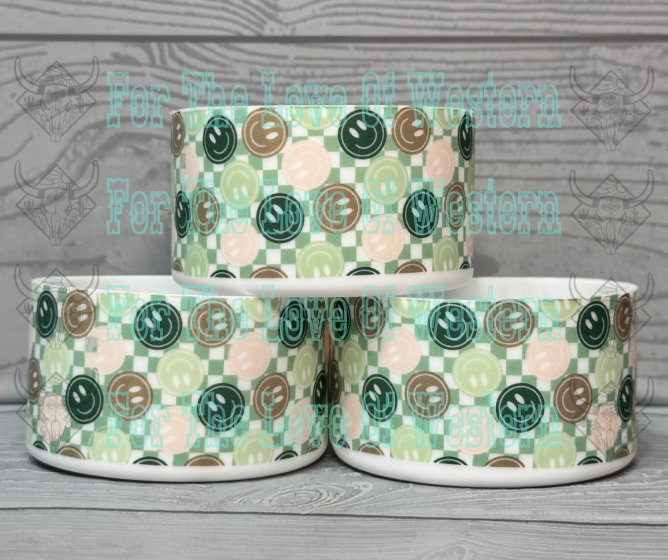 Green Smiley Silicone Tumbler Boot