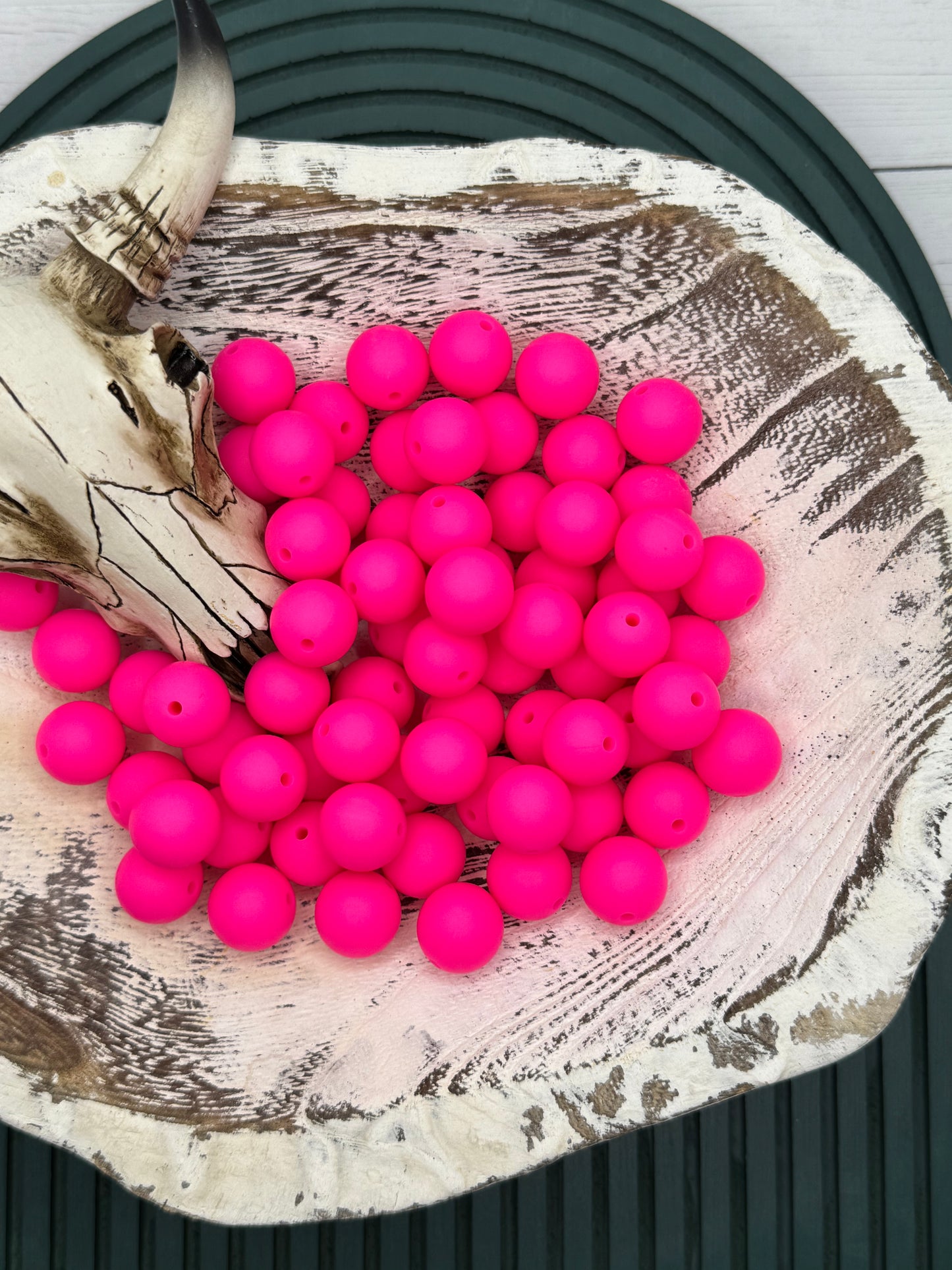 15mm Hot Pink Silicone Bead