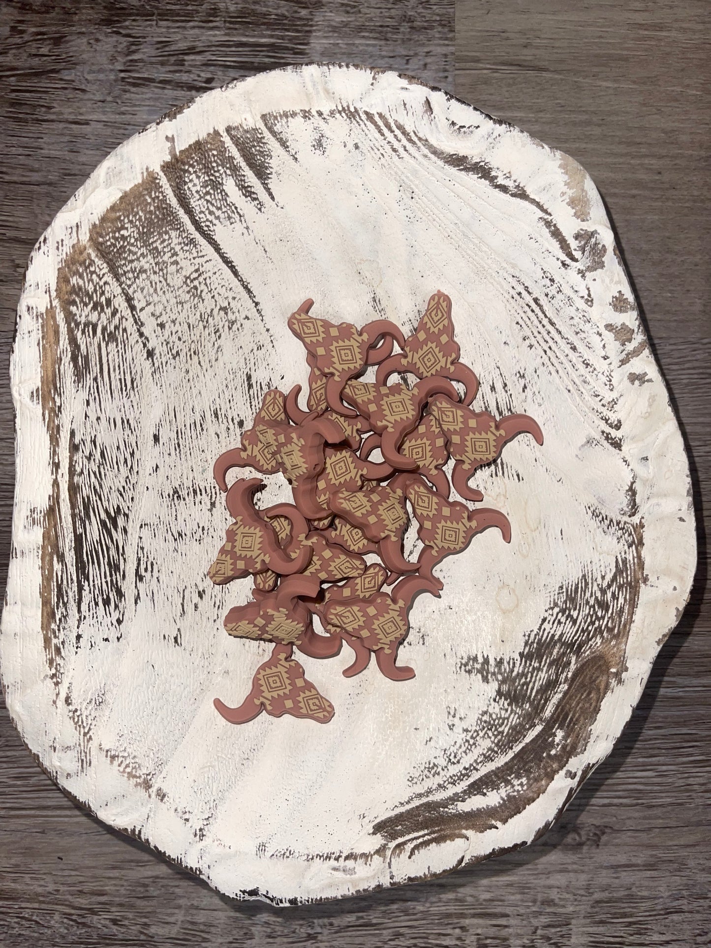 Exclusive Longhorn Aztec Focal