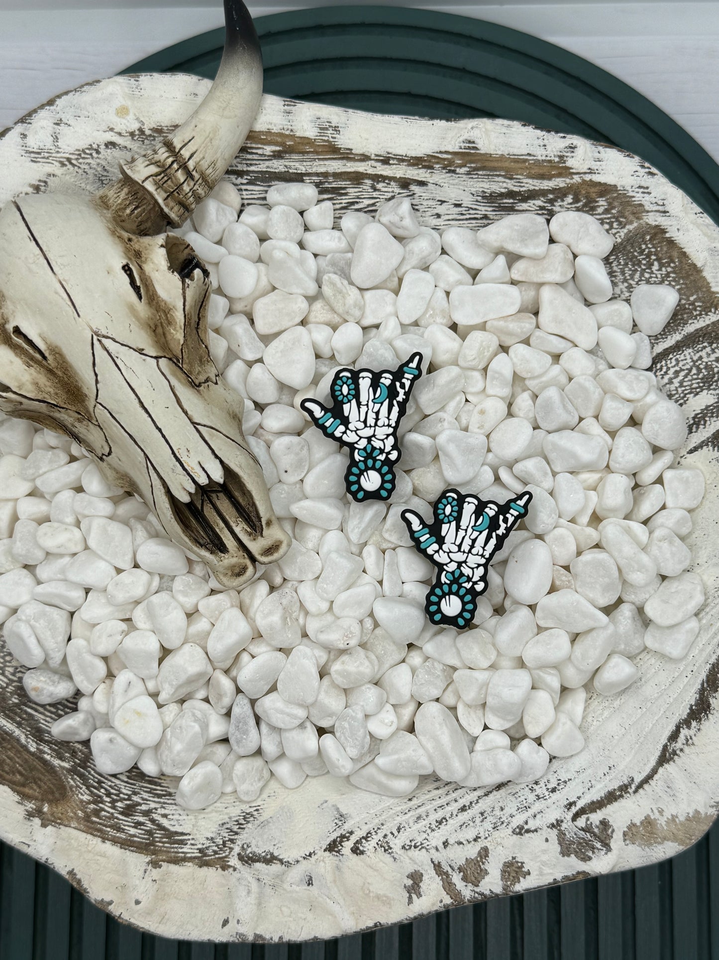 Turquoise Skull Hand Silicone Bead